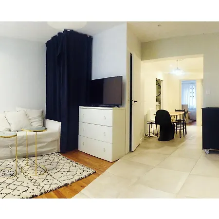 Le 9 - Enuosha Apartment *